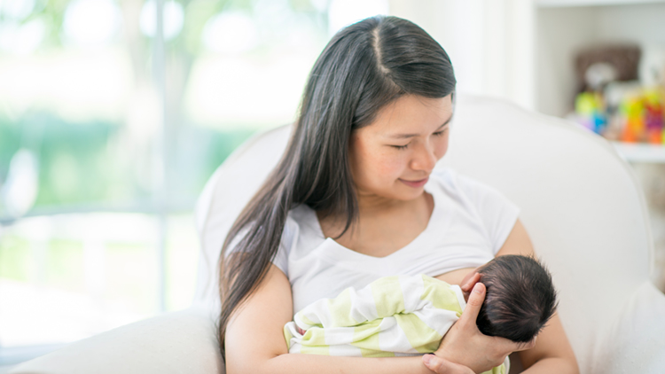 Breastfeeding mum